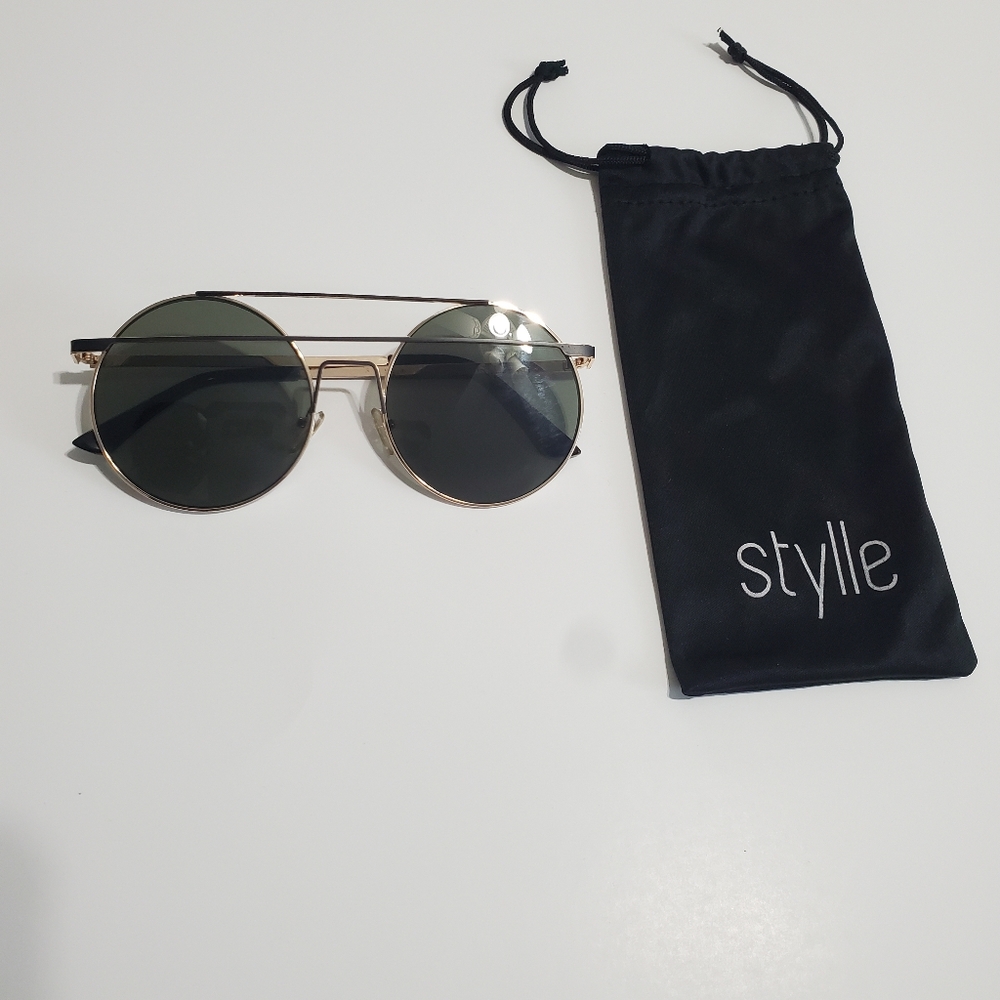 Style sunglasses